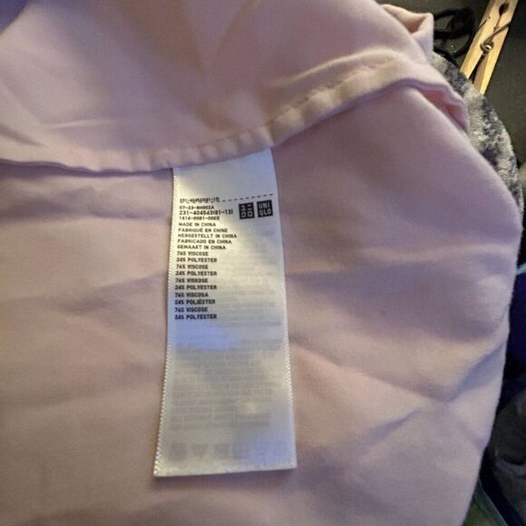 Uniqlo Button Down Blouse Size Small Light Blue - Picture 6 of 6